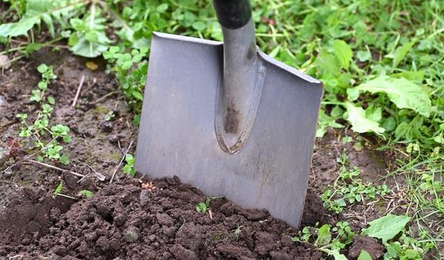 shovel digging
