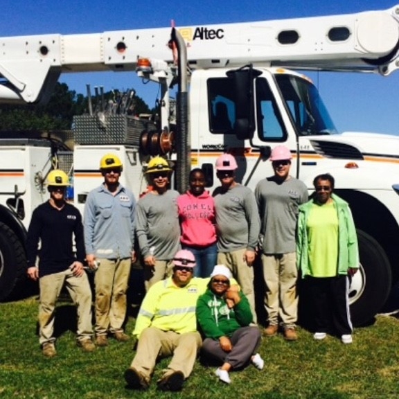 Lineworkers who helped with mutual aid effort in 2016